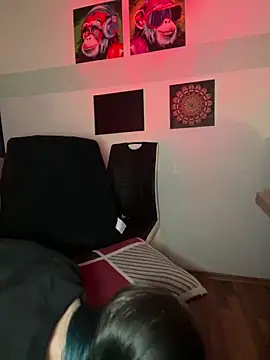 Miiaaa- live sex cam