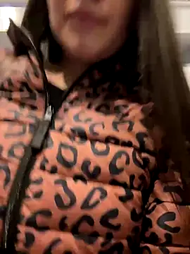 Isabella21_'s cam snapshot