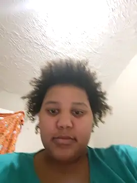 chocolate_bella's cam snapshot