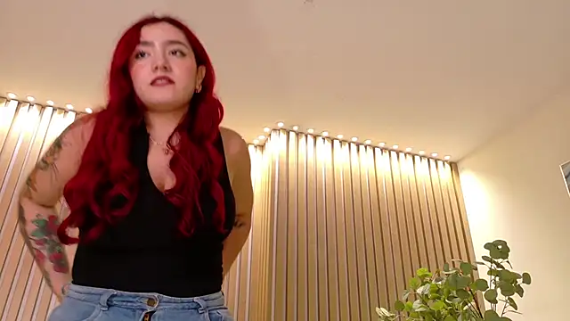 ViolettCastel live sex cam