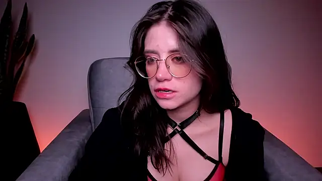 HazelKush's cam snapshot