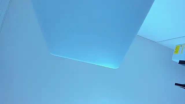 niko_cute18 live sex cam