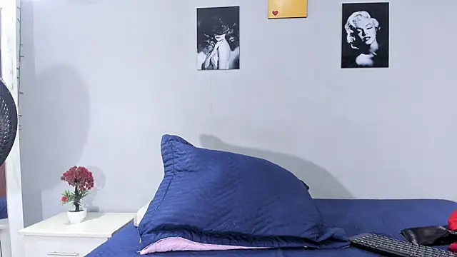 sexynova_93's cam snapshot