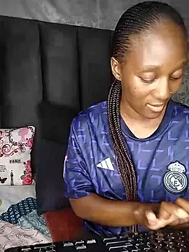 Lucy_Blacksilk live sex cam