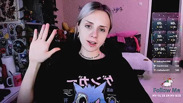 NaniMoore live sex cam