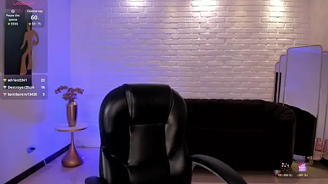 MorganHicks live sex cam