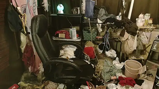 Ombeline1 live sex cam