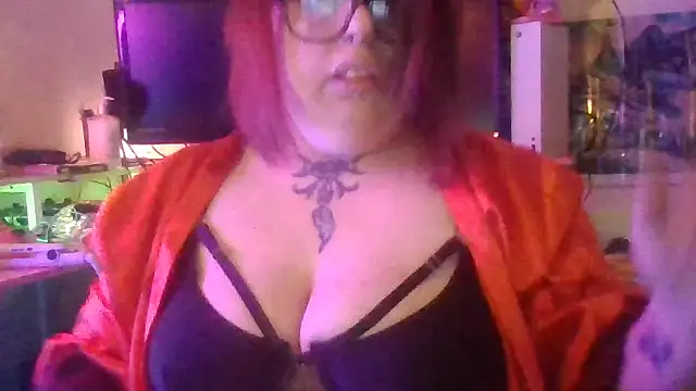 SPICYMISFIT's cam snapshot