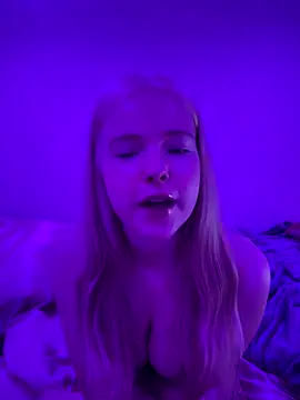 EmilyyEvansss's cam snapshot