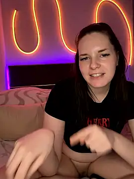 Mila-Jasmin's cam snapshot