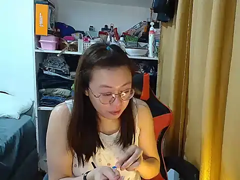 crizzybel's cam snapshot