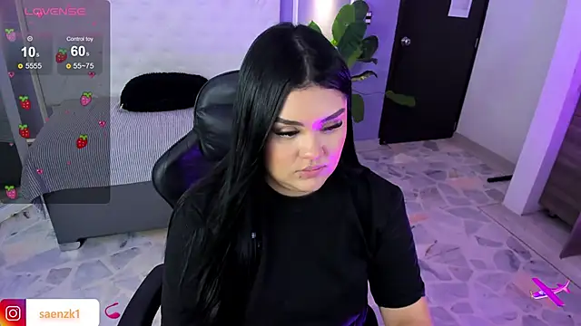 martinasaez's cam snapshot