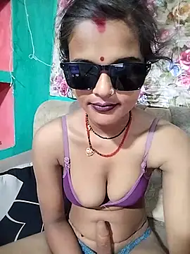 Maya_bhoji's cam snapshot