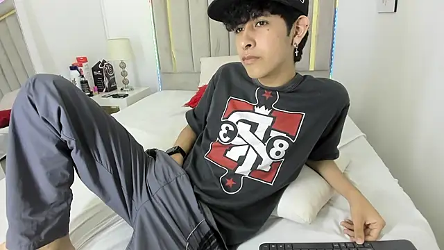 julian_xx live sex cam