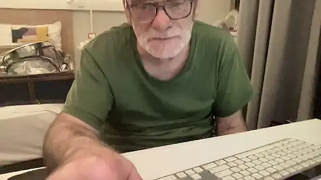 coach-karl live sex cam