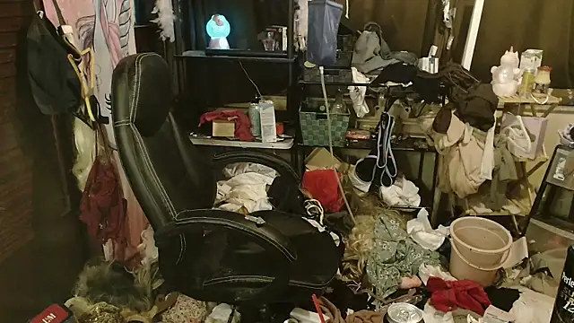 Ombeline1 live sex cam