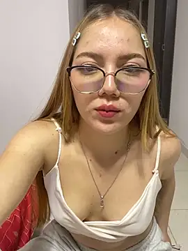 melody-dy live sex cam