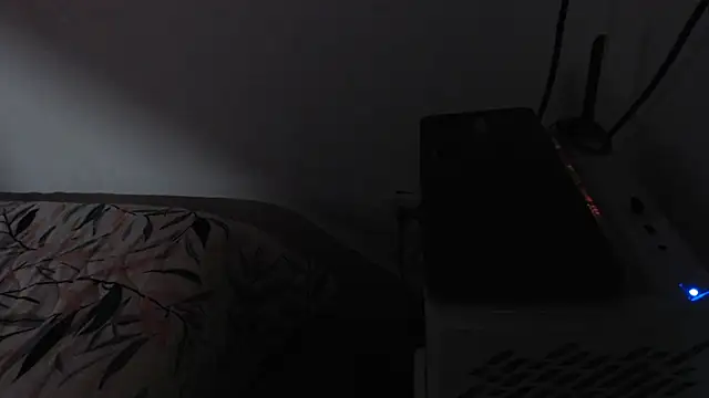 Hot_Horney699 live sex cam