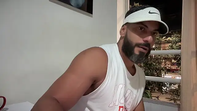 romeolovedark live sex cam