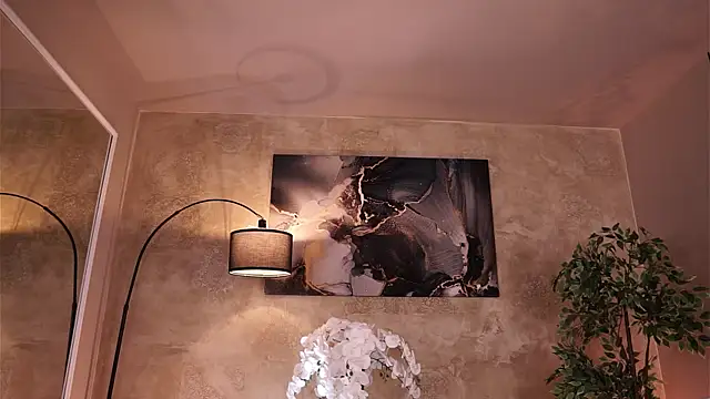 TiffanyBlaize live sex cam