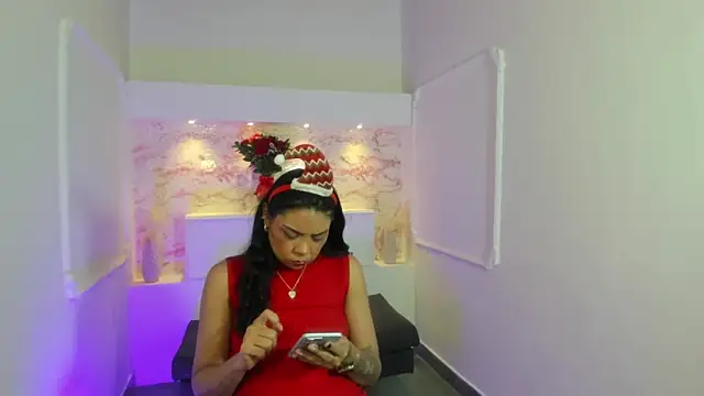 CataGreen1 live sex cam