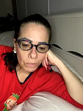 Ginevra_75 live sex cam