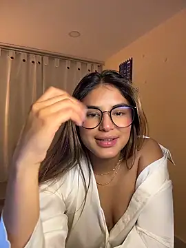 SaraParisi live sex cam