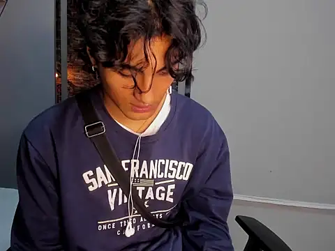 MattFiore live sex cam