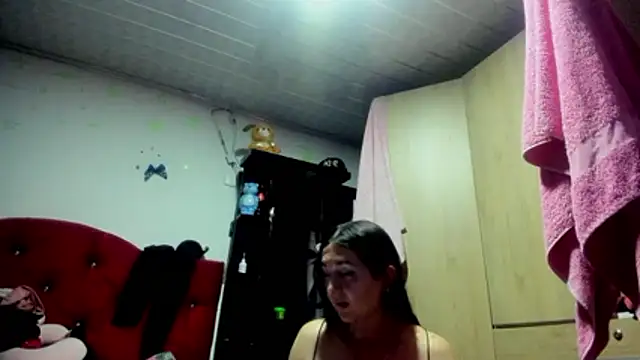 Sweet-Suck69 live sex cam