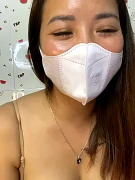 moe-kiss live sex cam