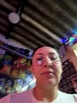 You-kitty2025's cam snapshot