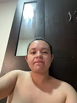 Naiara_Sex_ live sex cam