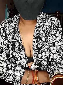 SindhuHappy's cam snapshot