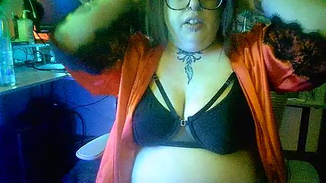 SPICYMISFIT's cam snapshot