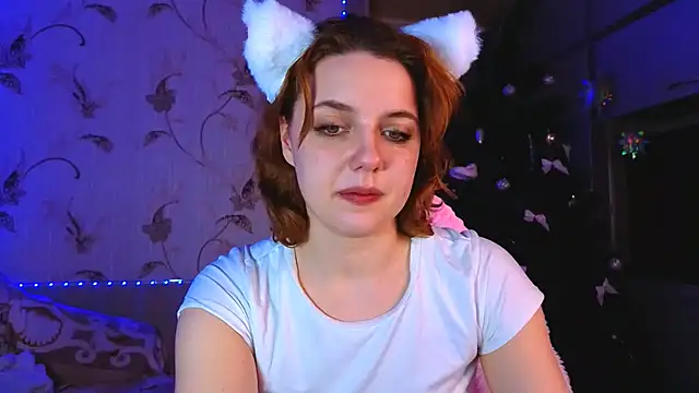 Ari_Meow's cam snapshot