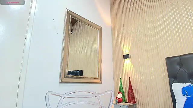 _Valeria_Brown live sex cam