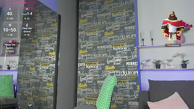 DemmiLove live sex cam