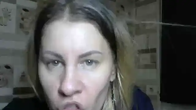 TherestlessKitty's cam snapshot