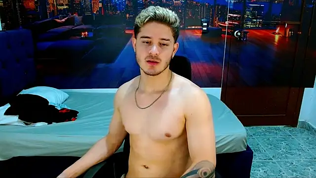 RayanLynxx live sex cam