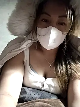 Lucky_cutee's cam snapshot