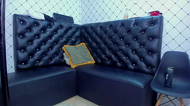 SAMMY_THEMADAME's cam snapshot