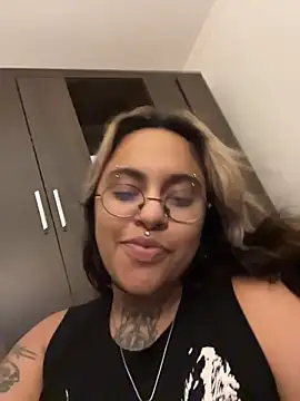 lolafairytail live sex cam