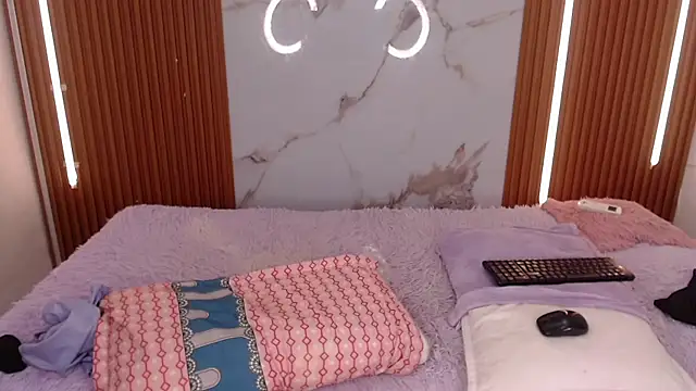 brithanny_03's cam snapshot