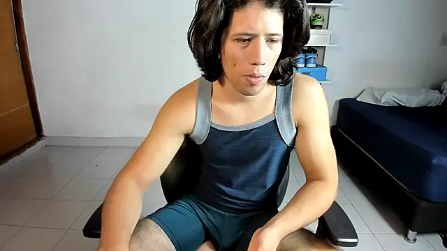 itstonnyX live sex cam