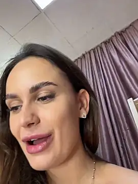 AllaTousNew's cam snapshot