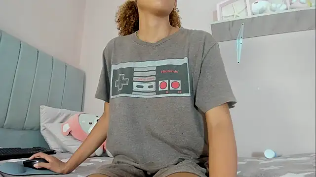 biancaa_18's cam snapshot