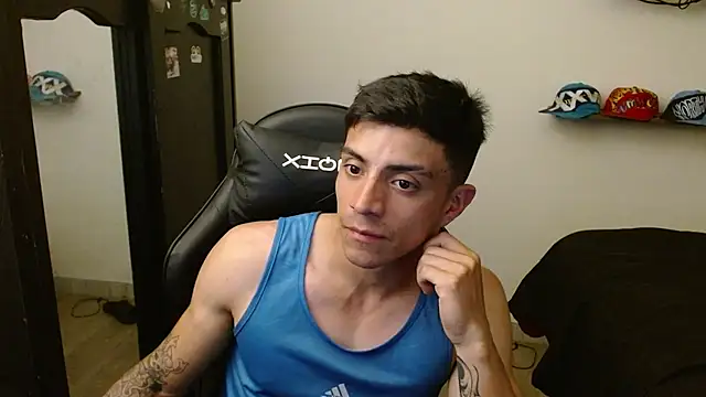 kv___xxx_'s cam snapshot