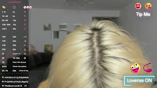 LovelyBianca's cam snapshot