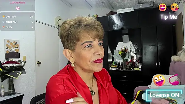 Angelina_Stone_65's cam snapshot