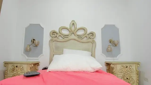 kendall_jones7's cam snapshot